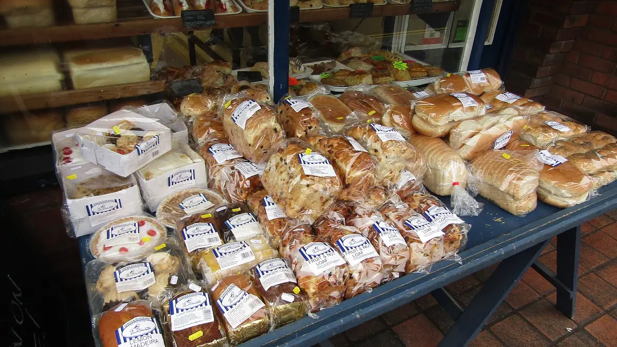 Cornish Bakery (Northbound) – bakery in West Buckland, Taunton